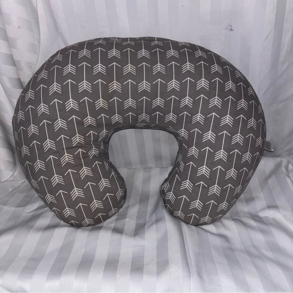 Nursing pillow